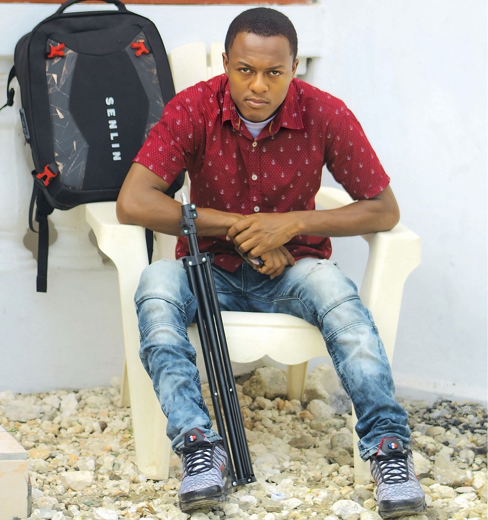 Une Seule chose est de garder le silence C'est la meilleure façon de comprendre quelqu'un Raëns Dard